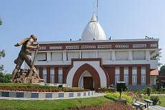 Mahatma Gandhi's Statue, in front of Gandhi Mandap, the hilltop monument honouring the civil rights activist Mahatma Gandhi on Sarania Hills.