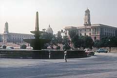 The fountain on a roundabout at the parliament buildings with in the background the Rashtrapati Bhavan (presidential residence).