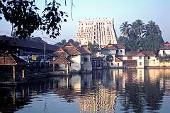 The Padmanabhaswamy Temple, dedicated to Vishnu, with its high “gopuram” (gateway tower) in Thiruvananthapuram.