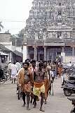 Pilgrims at the eastern entrance of the Thillai Nataraja Temple in Chidambaran.