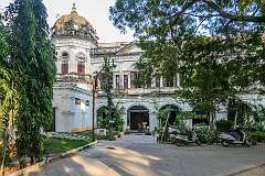 H.E.H the Nizam's Museum at Purani Haveli, a palace of the erstwhile Nizams. This museum showcases the gifts that the last Nizam of Hyderabad State, Osman Ali Khan, Asaf Jah VII received on his silver jubilee celebrations.